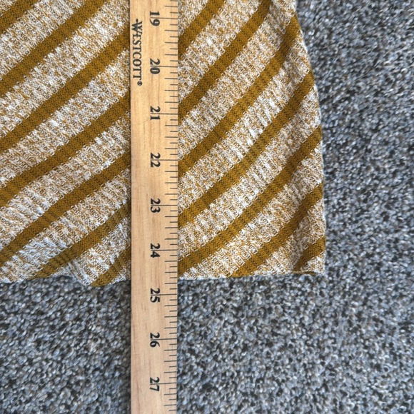 Liverpool Tan and Brown Knit Blouse Sweater Top - Picture 6 of 7